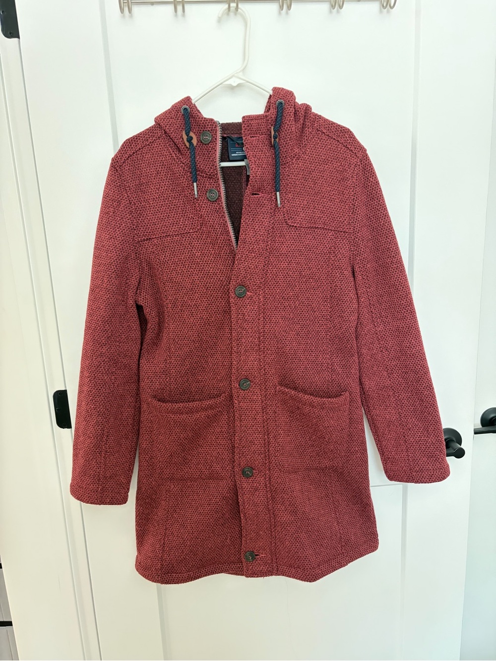 Hooded Knit Coat with buttons in Maroon